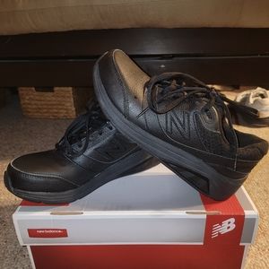 NWT New Balance Walking Shoe